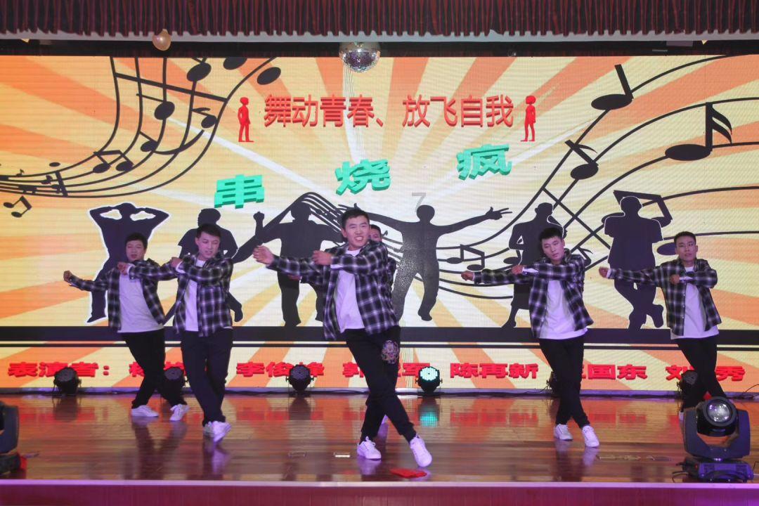 获利1元,罚款2000元!天津市宁河区一便利超市卖过期奶茶被罚